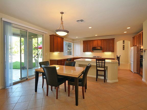 5th image of 9248 Beach Haven Ct