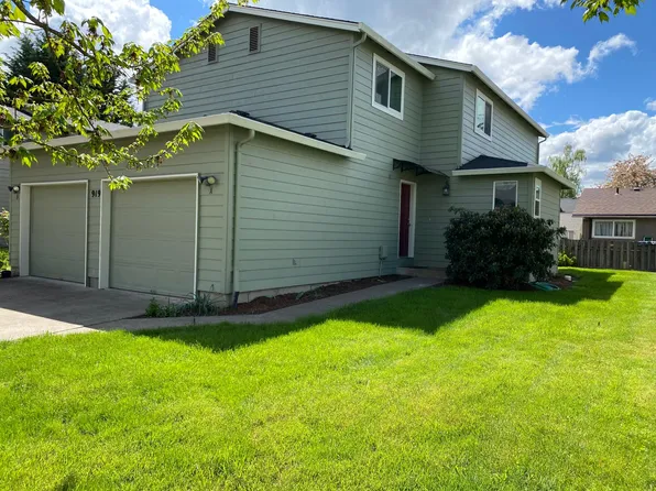 919 S School St APT A, Newberg, OR 97132