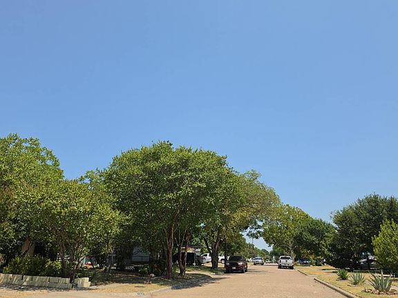 4th image of 11812 Abston Ln