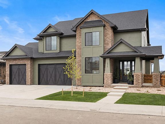 2nd image of 271 Cornelia Dr