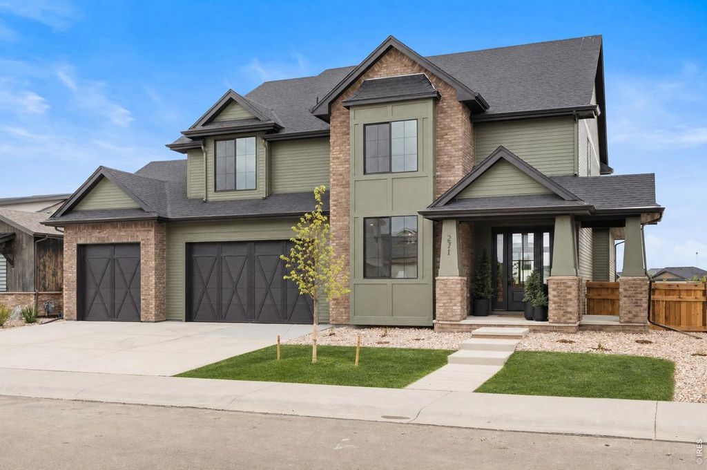 271 Cornelia Dr