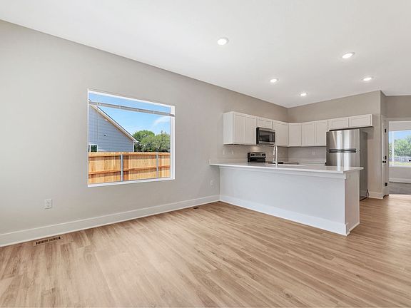 3rd image of 1116 N Joye St #1