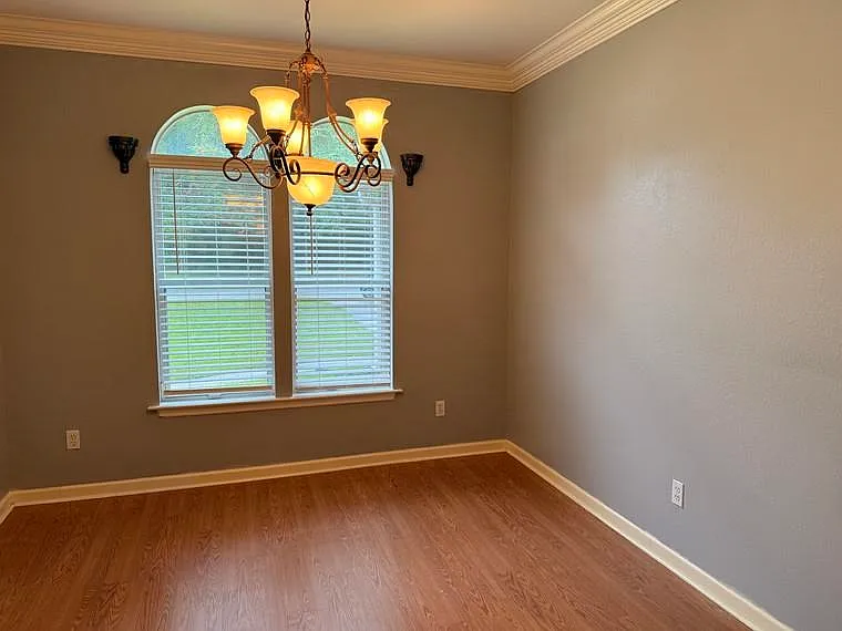 8520 Hannary Cir — Photo 5
