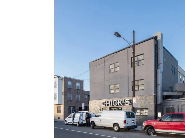 1807 Washington Ave #2, Philadelphia, PA 19146