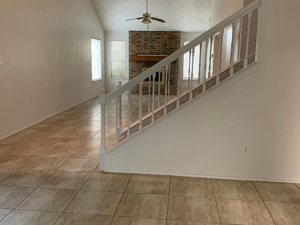 1st image of 1409 Palmnold Cir E #1409
