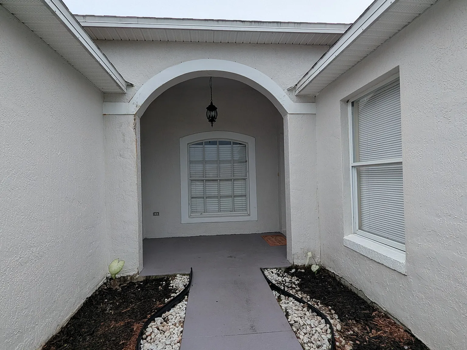 3 bed, 1280 sqft, $1,575 — Photo 2
