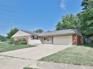507 Lambert Ln, Englewood, OH