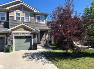 6694 Cardinal Rd SW, Edmonton, AB T6W2Y4