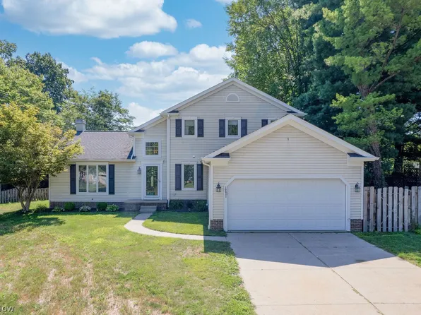 10431 Oviatt Ln, Twinsburg, OH 44087