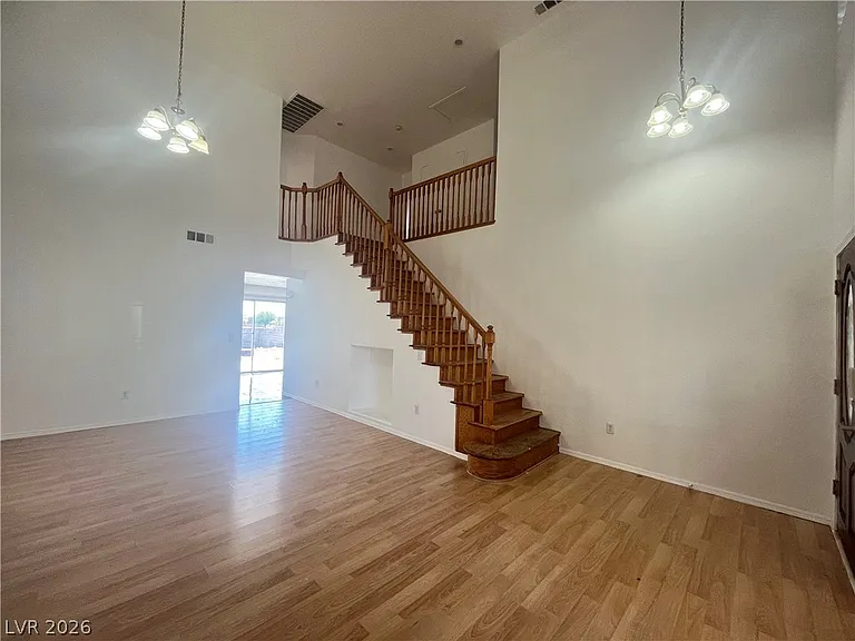5574 Aleman Dr — Photo 3