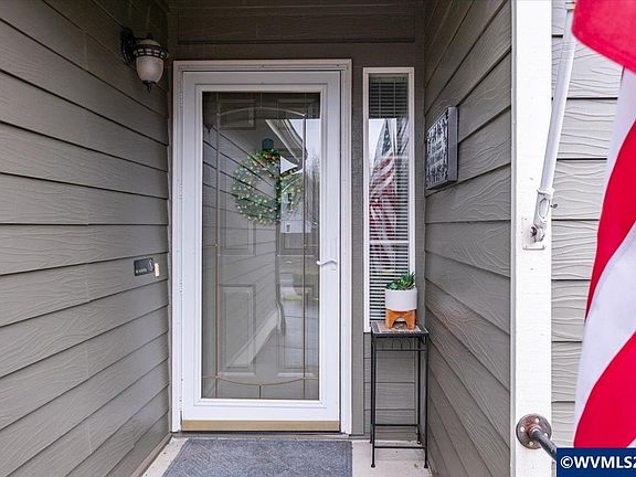 2nd image of 1562 Beaver Ct SW