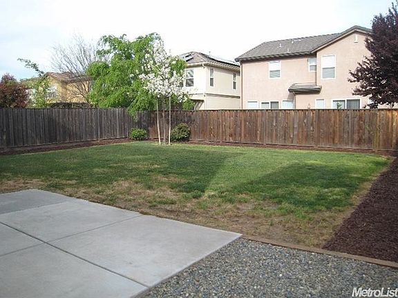3rd image of 2656 Heirloom Way