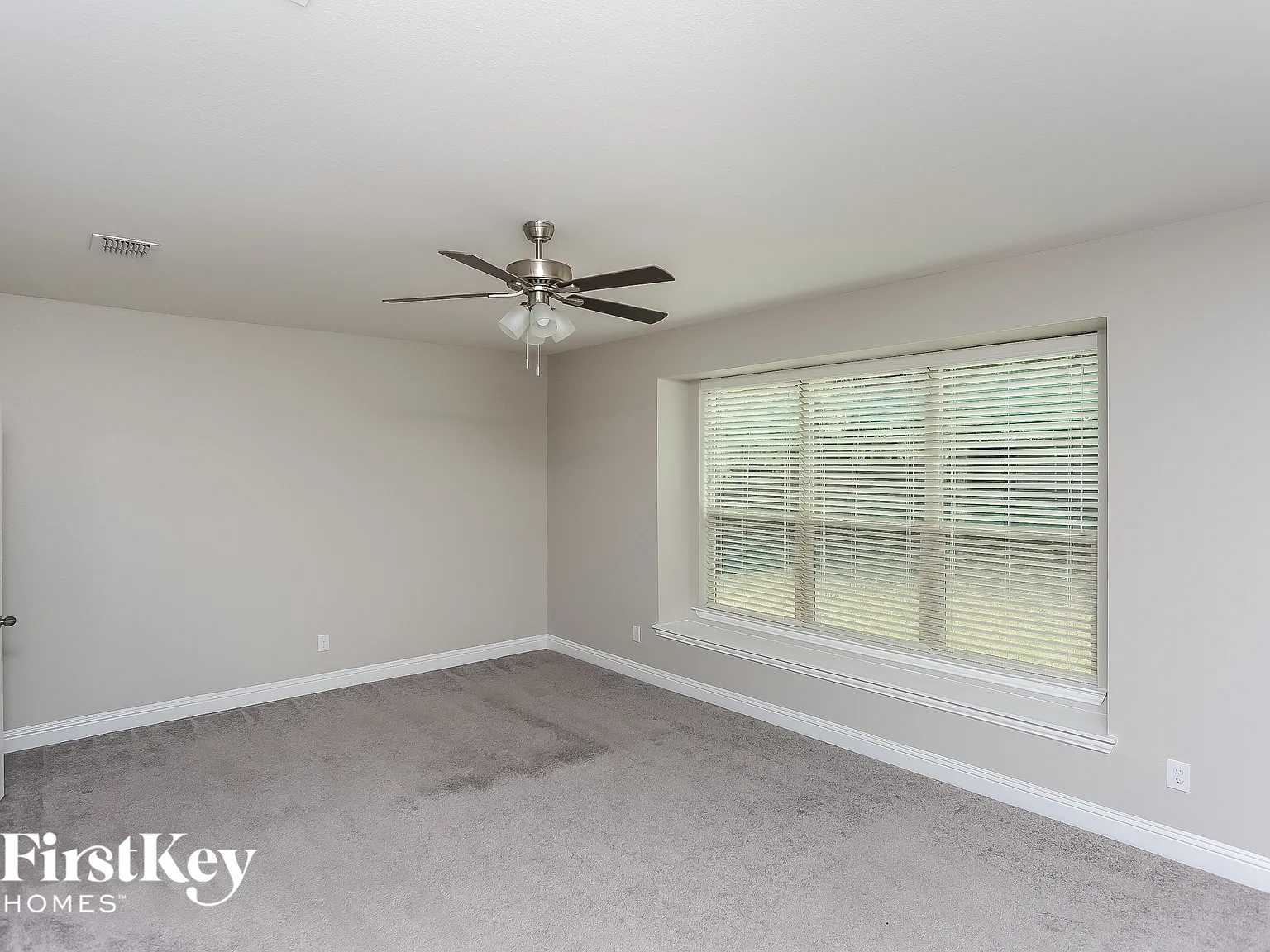 4 bed, 3.0 bath, 2953 sqft, $3,290 — Photo 3