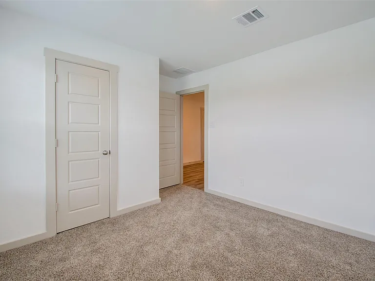 7911 Murciana Dr — Photo 8