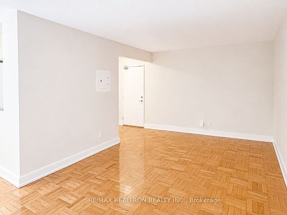2nd image of 1545 Bathurst St #109