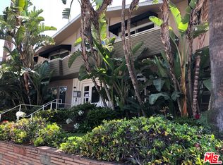 1330 N Crescent Heights Blvd APT 4, West Hollywood, CA 90046