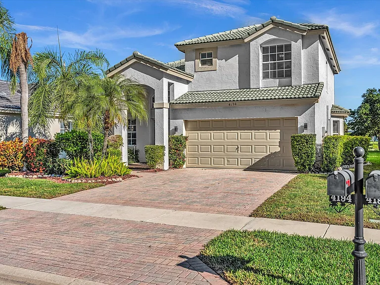 4194 Bluff Harbor Way — Photo 5