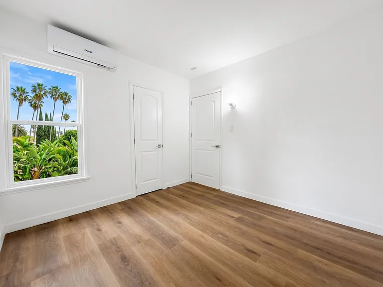 9132 Crenshaw Blvd #9132.5 — Photo 14