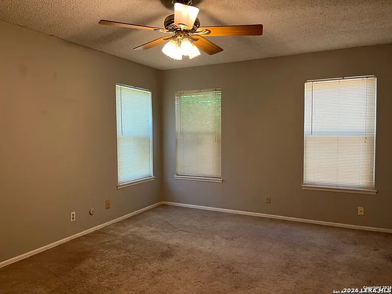 4042 City View Dr — Photo 13
