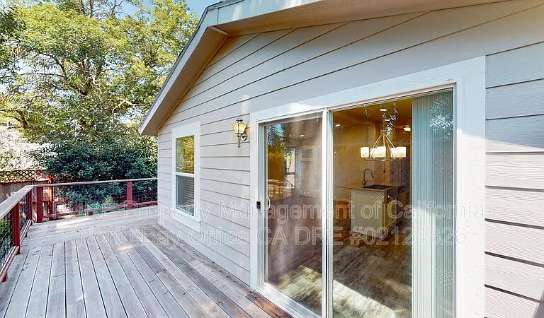 5389 Gravenstein Hwy N — Photo 19