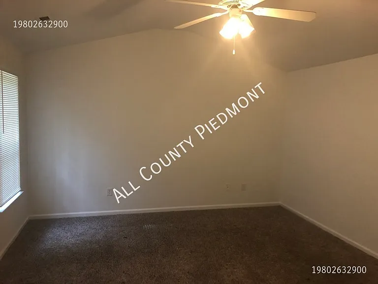 4808 Delprado Cir — Photo 8