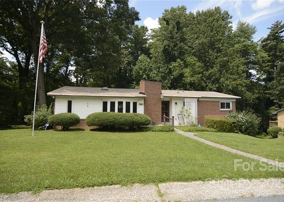 1st image of 1236 Pinebrook Cir