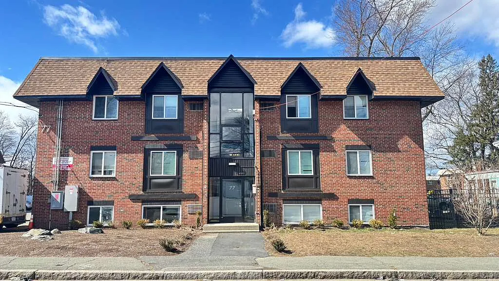 1 bed, $1,975 — Photo 1