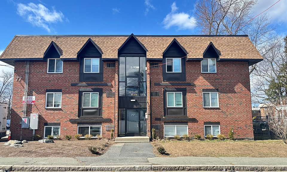 1st image of 77 Arlington St #3