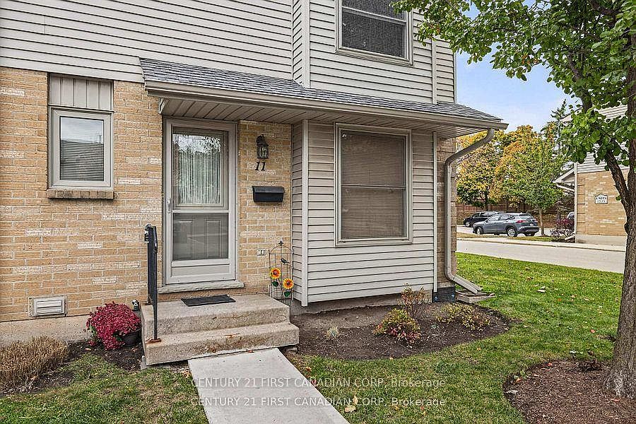 1st image of 141 Condor Ct #11