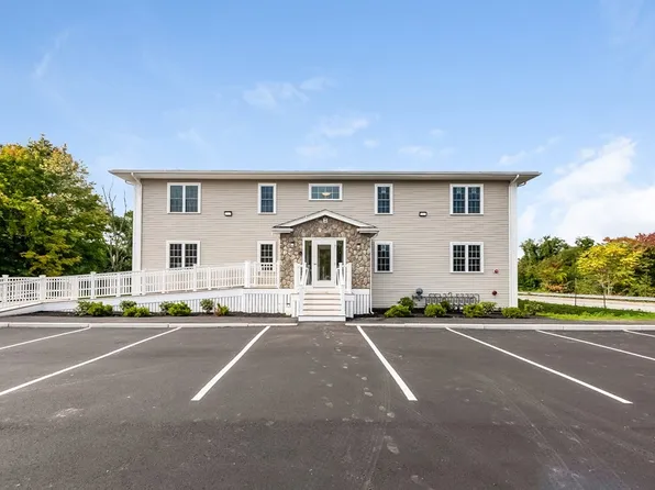 351 Summer St Unit 4, Abington, MA 02351