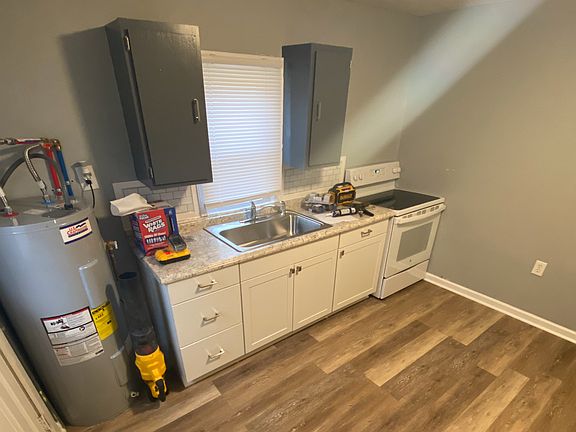 2nd image of 437 Triplett Ave