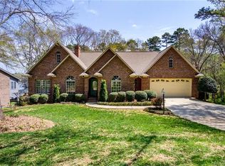 46427 Sapona Ln, Norwood, NC 28128