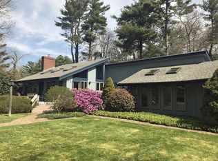 1 Hamlin Rd, Mattapoisett, MA 02739