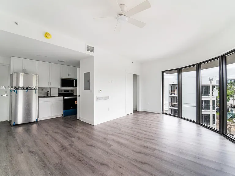 1165 NW 8th Ave #104 — Photo 3