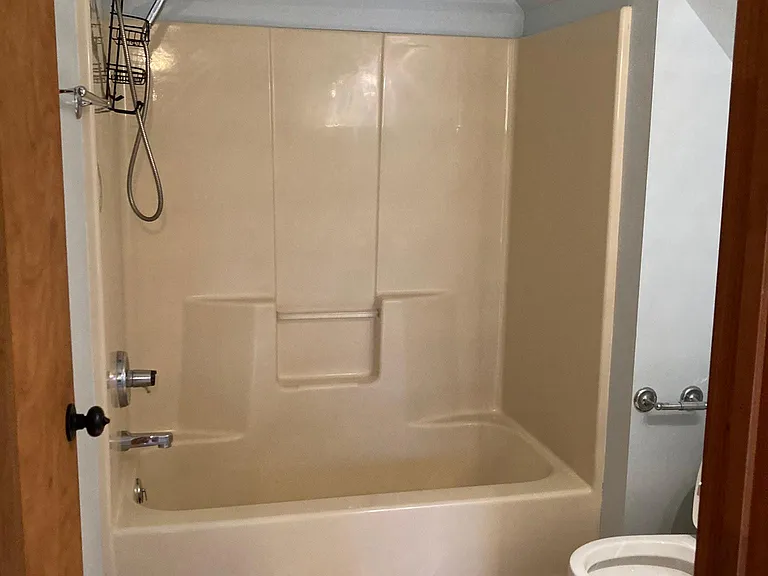 2nd Floor Bath - tile floor