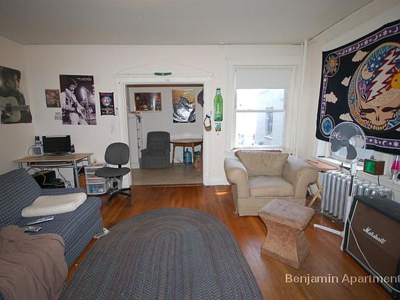2nd image of 1161 Boylston St #7