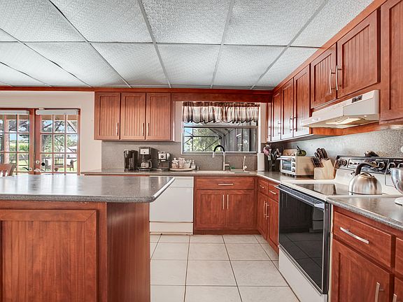 5th image of 8896 NW 21st Street