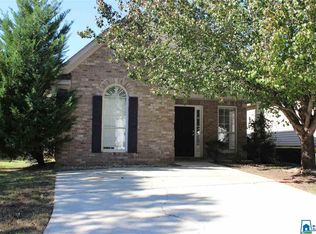 4013 Forest Lakes Rd, Sterrett, AL 35147