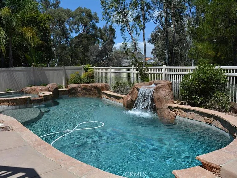 31830 Corte Mendoza — Photo 1