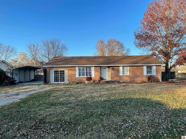 140 Wilton Cir, Paducah, KY 42003