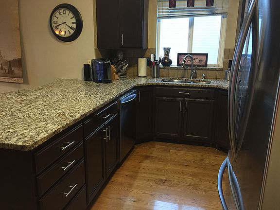 3rd image of 1413 Fox Ct