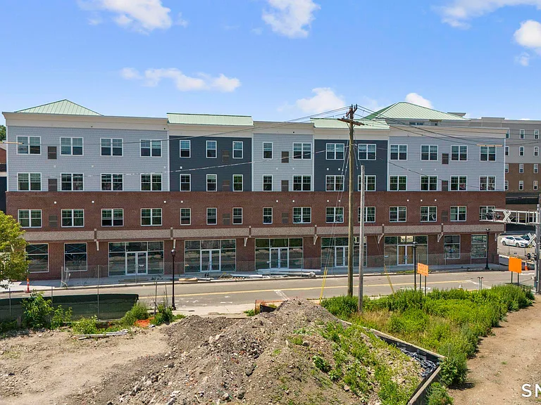 113 Canal St W #301 — Photo 4