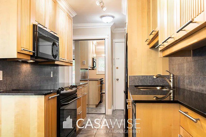1 bed, 1.0 bath, 600 sqft, $1,350 — Photo 2