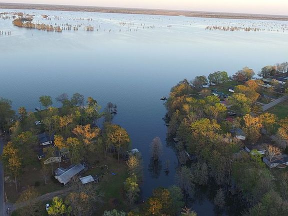 5th image of 569 Stumphole Rd