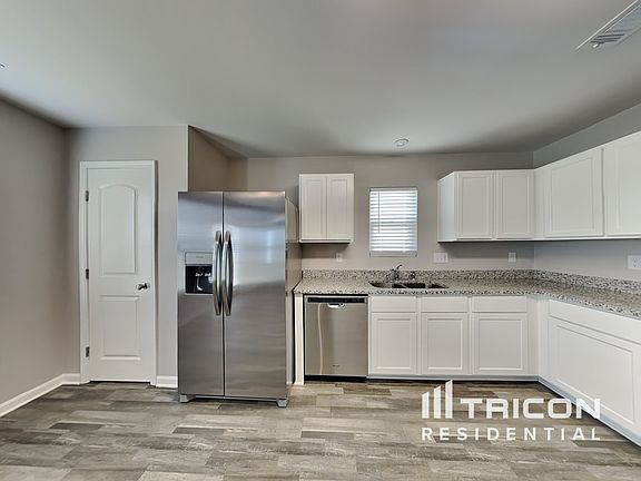 4th image of 302 Rawlings Hide Ln