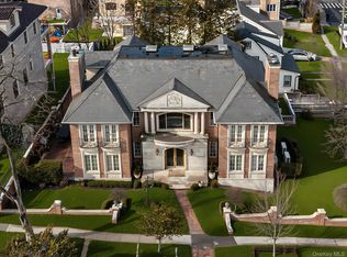 (Undisclosed Address), Jamaica, NY 11432