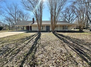 892 Spring Bayou Rd, Marksville, LA 71351