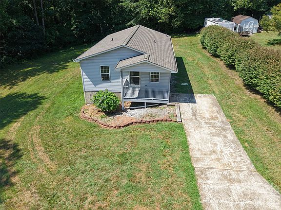 5th image of 4843 Mayfield Dr