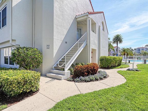 3rd image of 6059 Bahia Del Mar Blvd APT 242