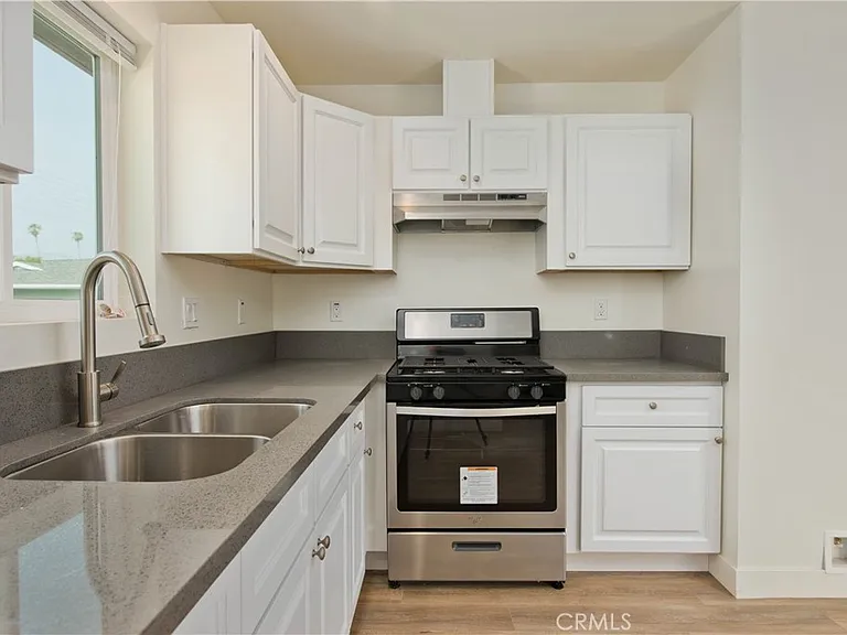 12516 San Fernando #2 — Photo 3